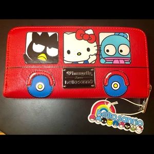 BNWT Loungefly Loves Sanrio Hello Kitty bus Wallet